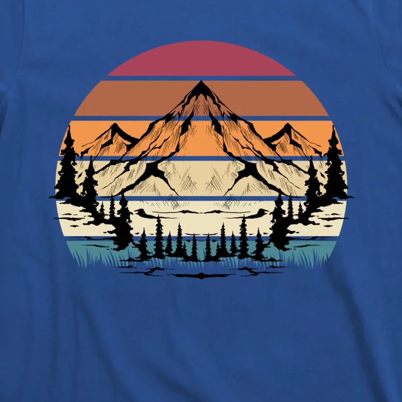 Retro Mountain Hike Hobby Sport Hiker Gift Camping Hiking Gift T-Shirt