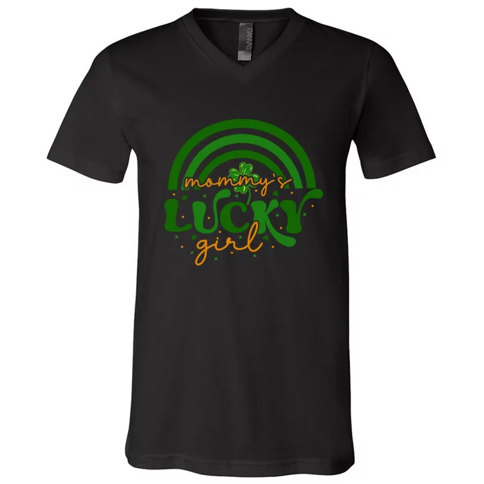 Rainbow Mommys Lucky Girl Retro Retro St Patrick Day V-Neck T-Shirt