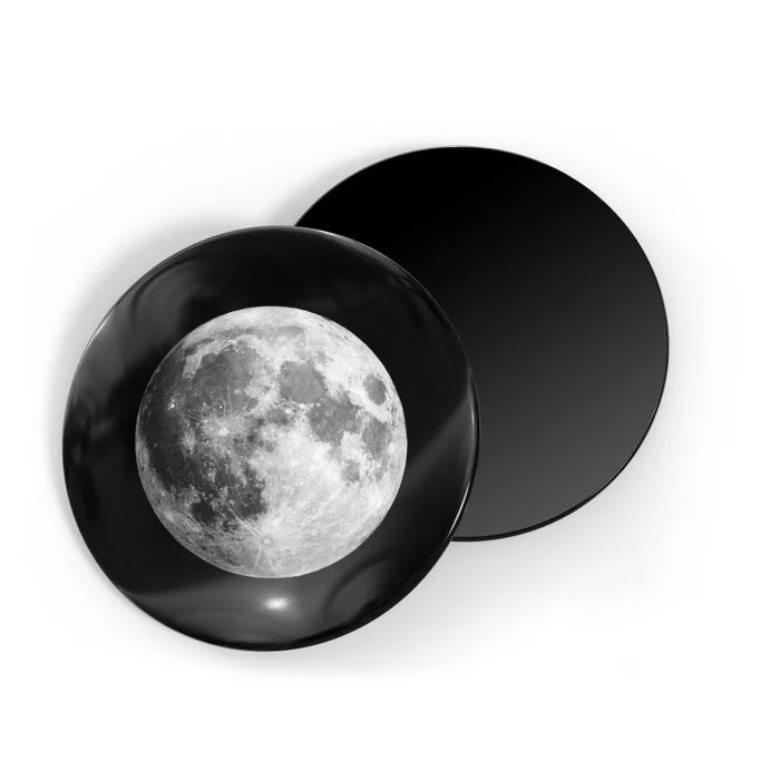 Real Moon Vintage Style Magnet