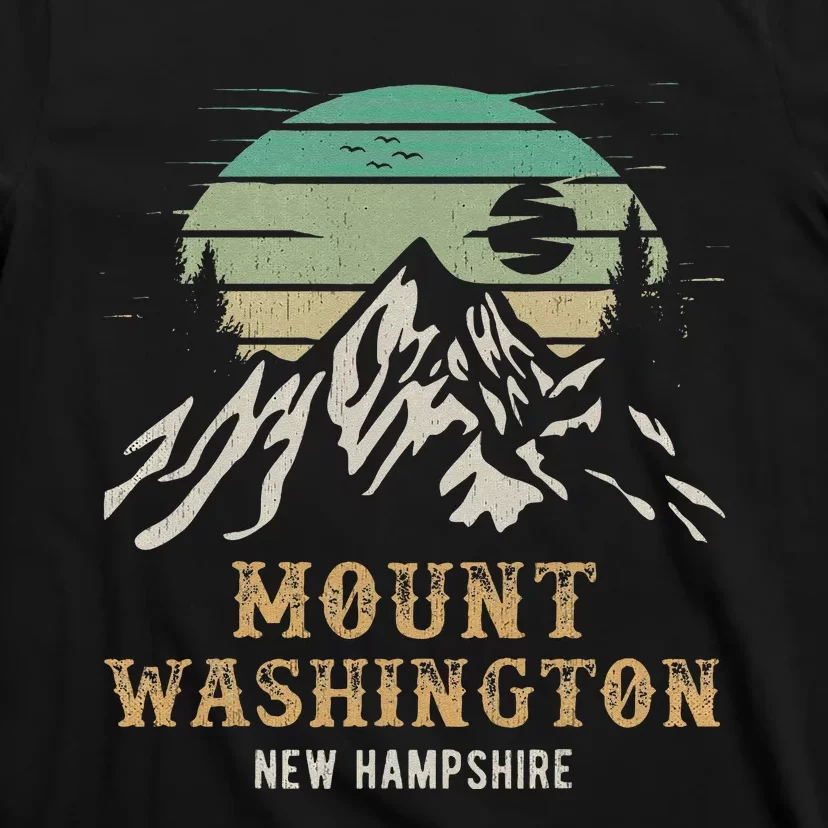 Retro Mount Washington NH Merchandise Hiking Mt Washington T-Shirt