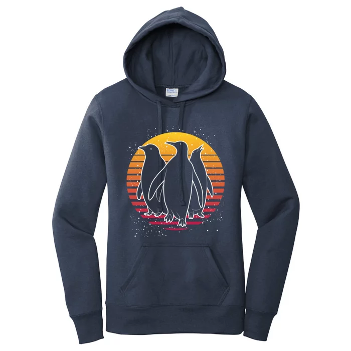 Retro Penguin Gift Women's Pullover Hoodie