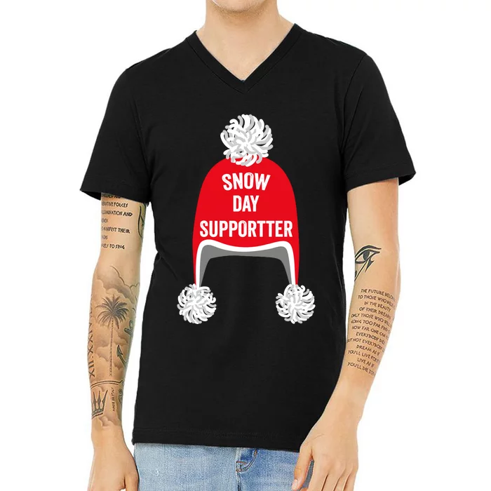 Retro Snow Day Supporter Fun Teacher And Student Snow Love V-Neck T-Shirt