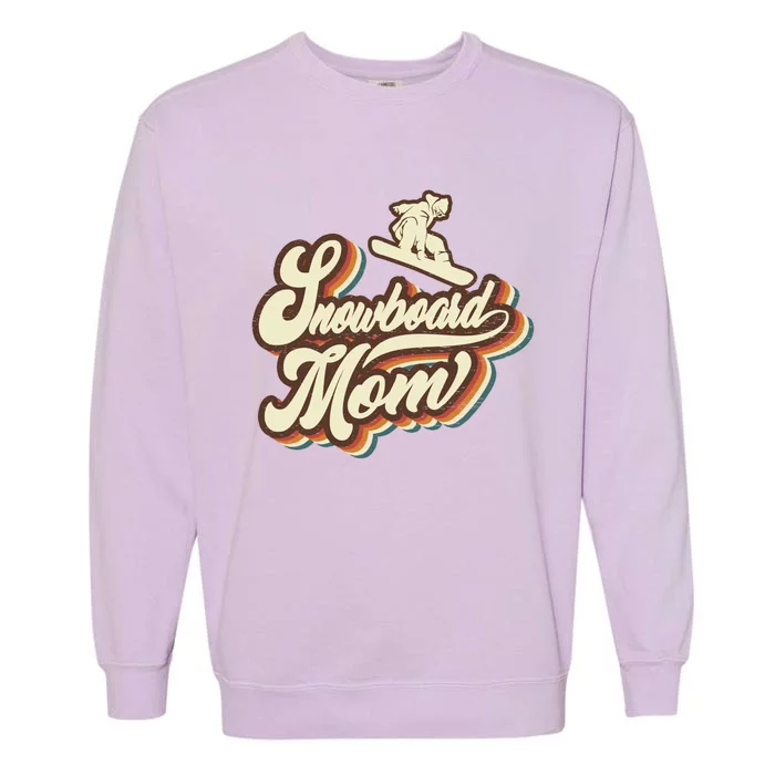 Retro Snowboard Mom Sports Mama Mothers Day Garment-Dyed Sweatshirt