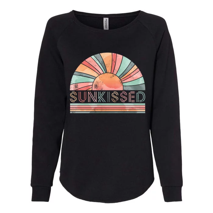 Retro Sunkissed Summer Vacation Retro Sunlight Vintage Vacation Womens California Wash Sweatshirt