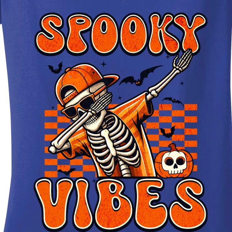 Retro Spooky Vibes Dabbing Skeleton Halloween Design Gift Women's V-Neck T-Shirt