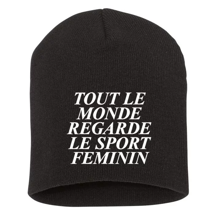 Retro Tout Le Monde Regarde Le Sport Feminin Women Apparel Short Acrylic Beanie