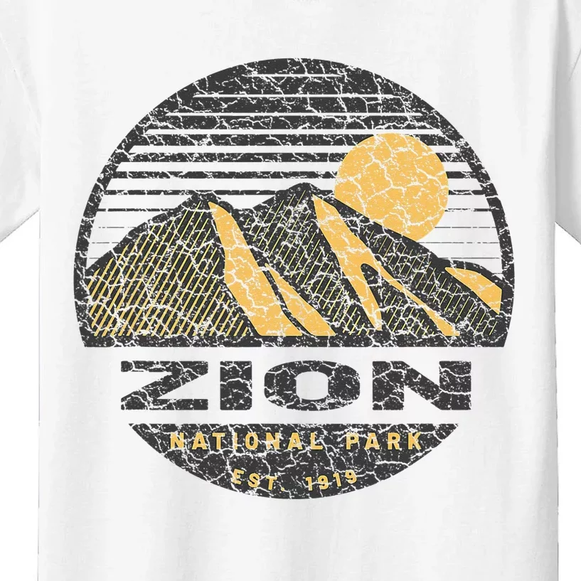 Road Trip Mount Zion National Park Utah Mountain Sunset Art Kids T-Shirt