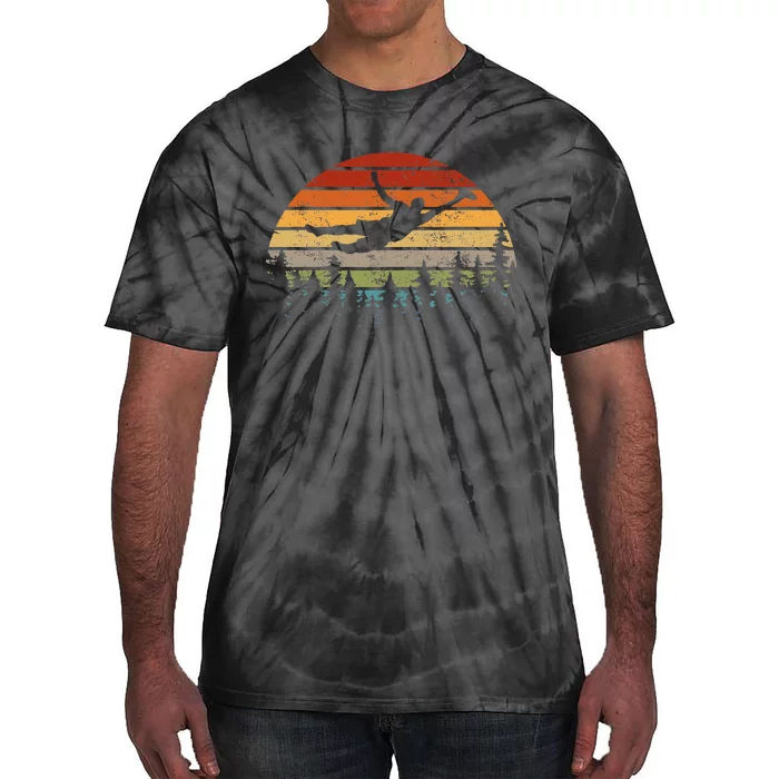 Retro Ultimate Frisbee Player Flying Disc Tie-Dye T-Shirt