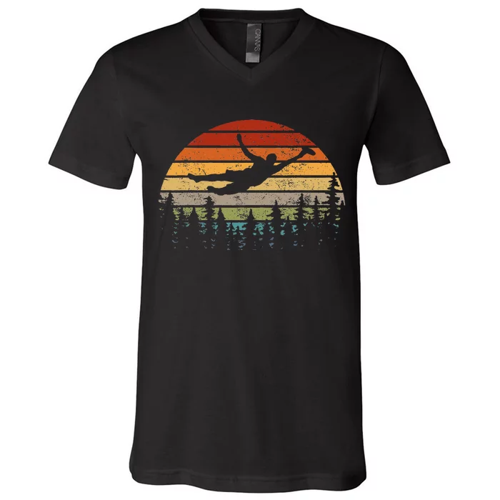 Retro Ultimate Frisbee Player Vintage Flying Disc V-Neck T-Shirt