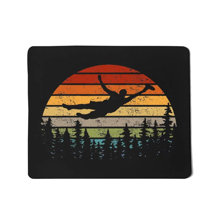 Retro Ultimate Frisbee Player Vintage Flying Disc Mousepad