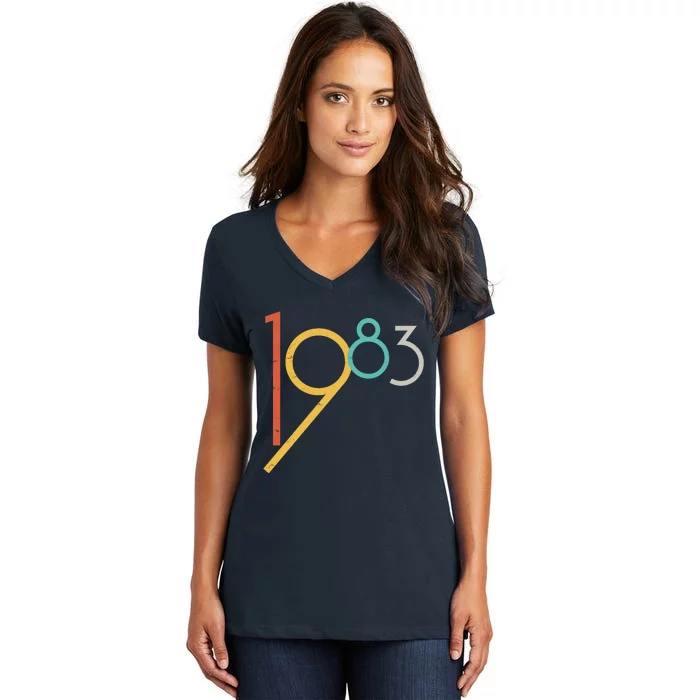 Retro Vintage 1983 40th Birthday Women's V-Neck T-Shirt