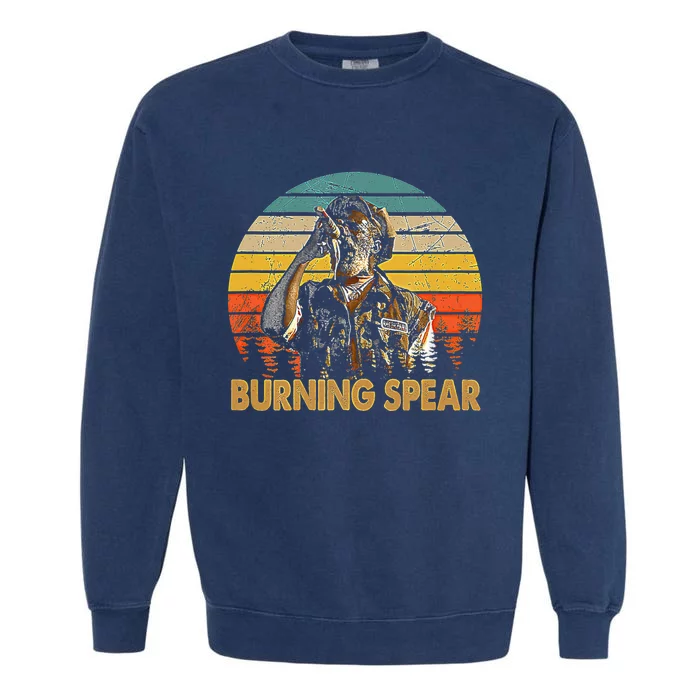 Retro Vintage Burning Art Spear Music Jamaican Singers Garment-Dyed Sweatshirt