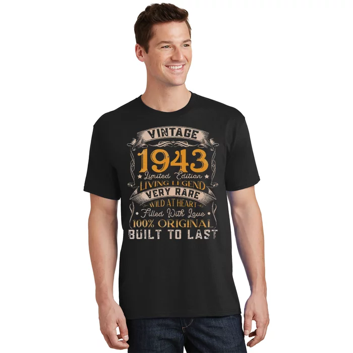 Retro Vintage Born In 1943 Distressed Birthday Party Outfit T-Shirt