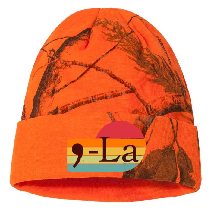 Retro Vintage Comma La Kamala Harris 2024 Kati - 12in Camo Beanie