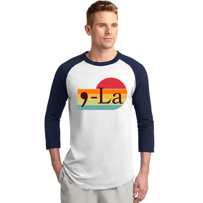 Retro Vintage Comma La Kamala Harris 2024 Baseball Sleeve Shirt