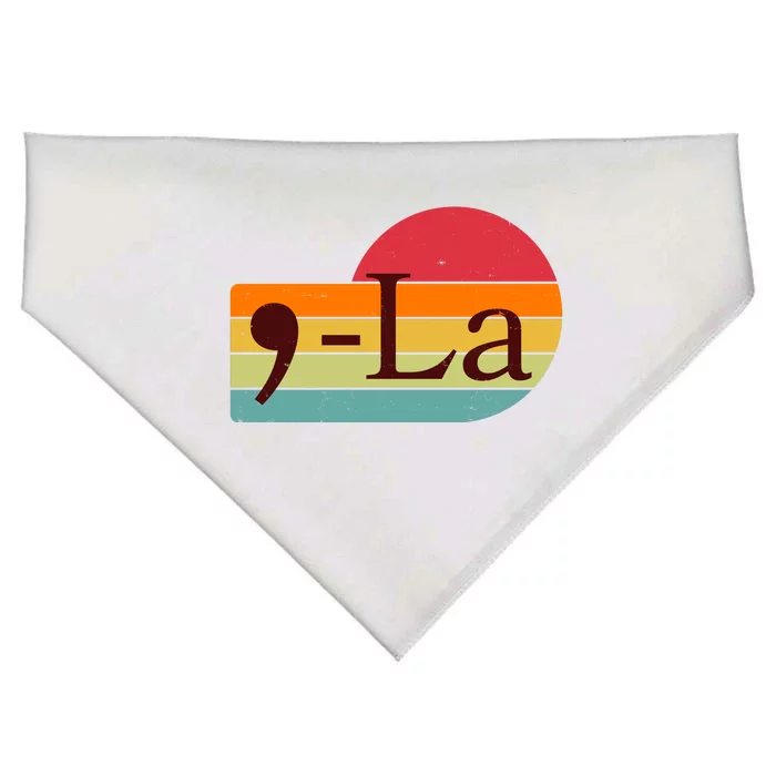 Retro Vintage Comma La Kamala Harris 2024 USA-Made Doggie Bandana