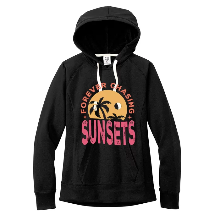 Retro Vintage Forever Chasing Sunsets Summer Vacation Outfit Women's Fleece Hoodie