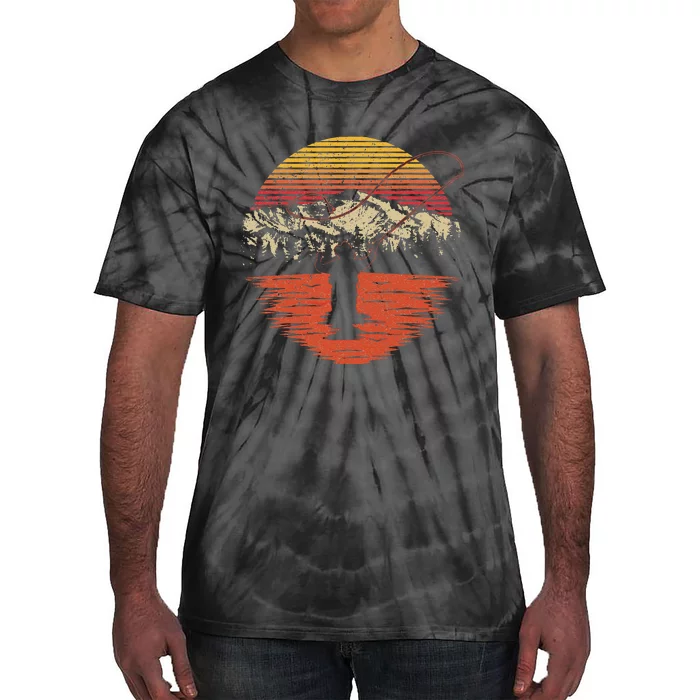 Retro Vintage Fly Fishing Fly Fisherman Tie-Dye T-Shirt