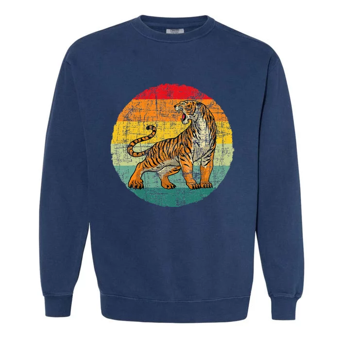 Retro Vintage Tiger Zoologist Zookeeper Zoo Safari Lover Garment-Dyed Sweatshirt