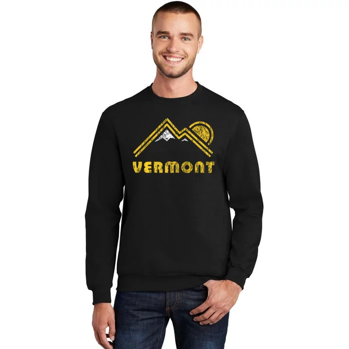 Retro Vermont Vt T Vintage Mountains Design Sweatshirt