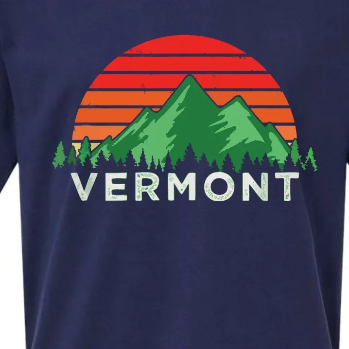 Retro Vintage Vermont Design Vermont Gift Sueded Cloud Jersey T-Shirt