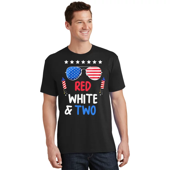 Red White & Two 2nd Birthday 4th Of July Independence Day T-Shirt