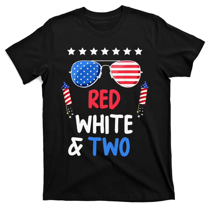 Red White & Two 2nd Birthday 4th Of July Independence Day T-Shirt