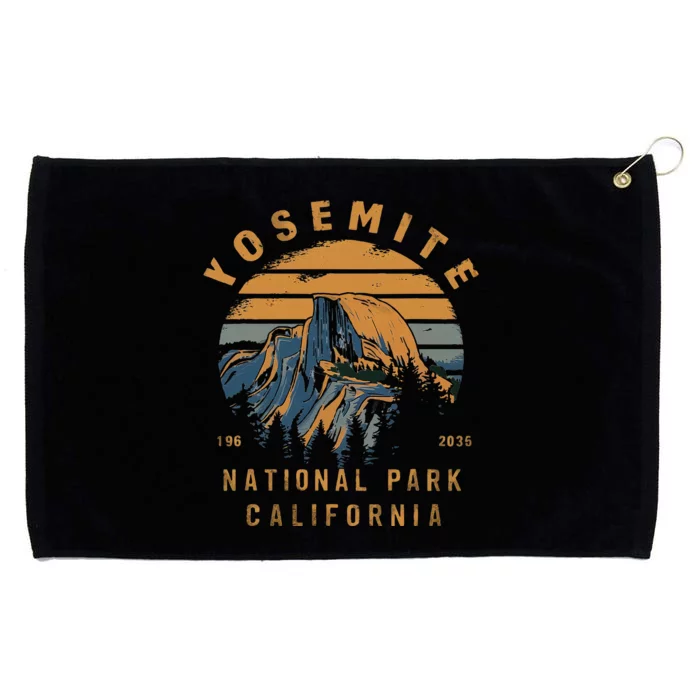 Retro Yosemite Halfdome National Park Vintage Grommeted Golf Towel