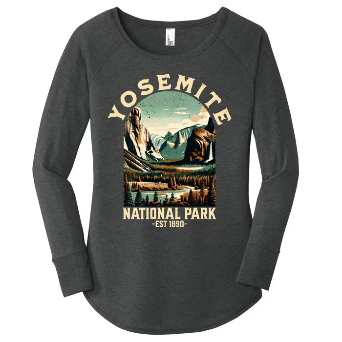 Retro Yosemite National Park Usa Vintage Hiking Women's Perfect Tri Tunic Long Sleeve Shirt