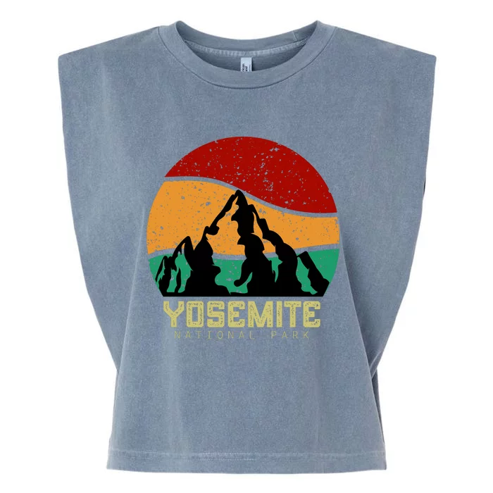 Retro Yosemite National Park Garment-Dyed Women's Muscle Tee