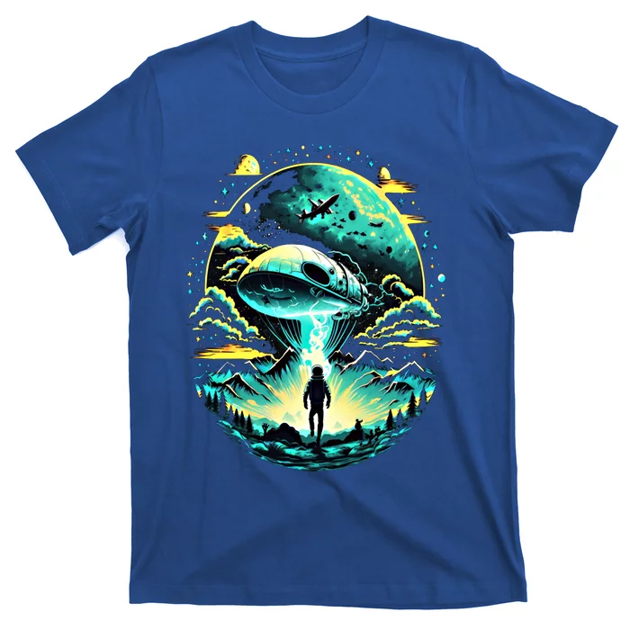 Space Astronaut Alien Abduction Astronomy Extraterrestrial Gift T-Shirt