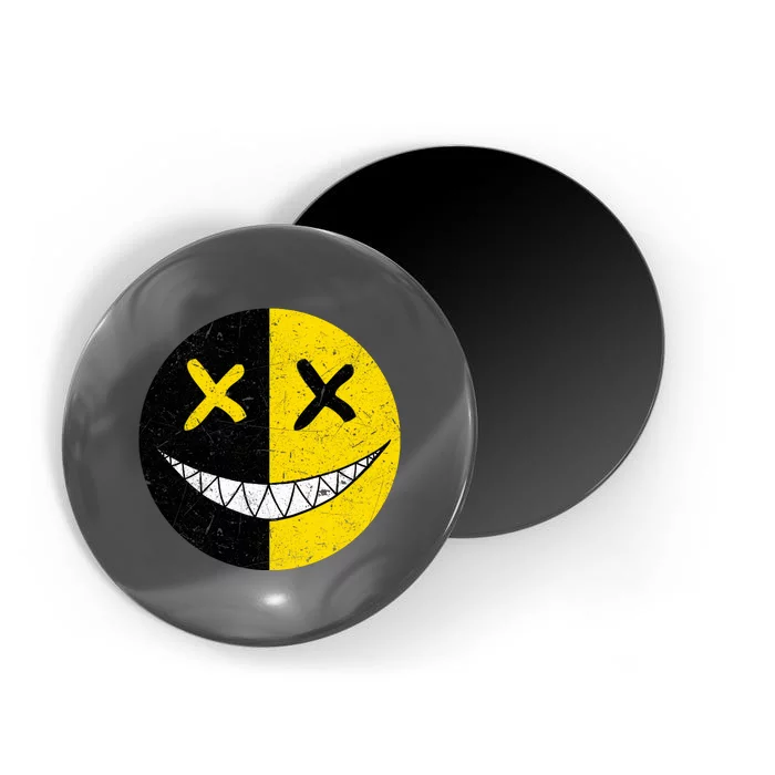 Street Abstract Graffiti Smile X Face Magnet