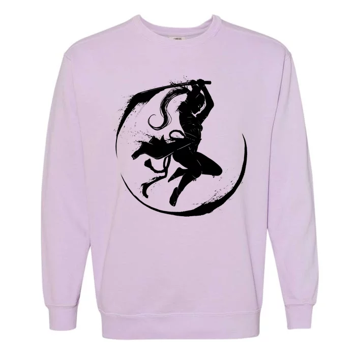 Samurai Lady Katana Slashing Circle Garment-Dyed Sweatshirt