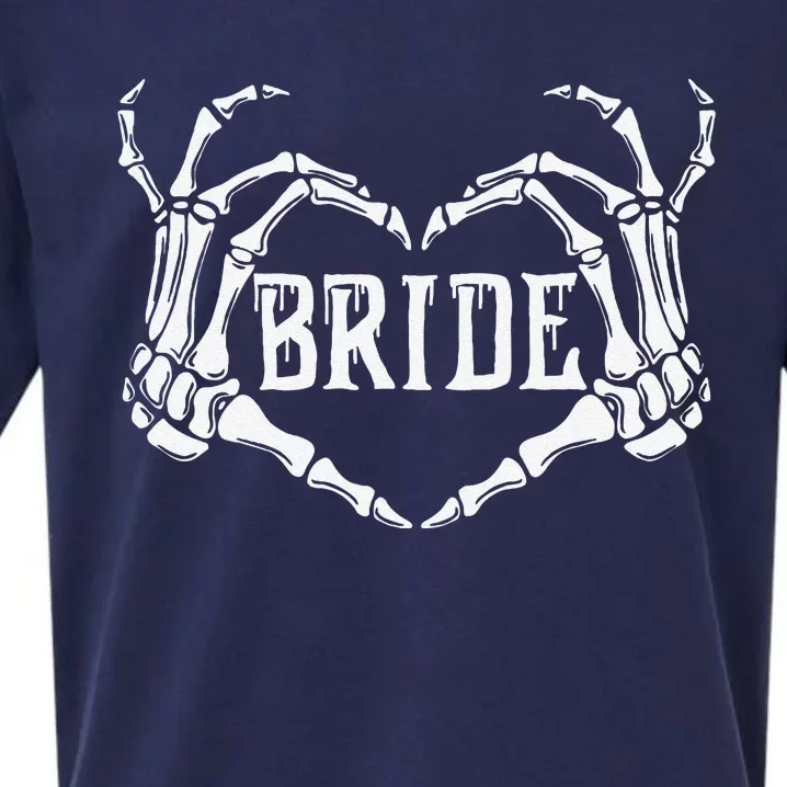 Spooky Bride Skeleton Hands Halloween Engagement Wedding Sueded Cloud Jersey T-Shirt