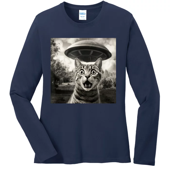 Surprised Cat And UFO Black And White Photo 1950s Alien Ladies Long Sleeve Shirt