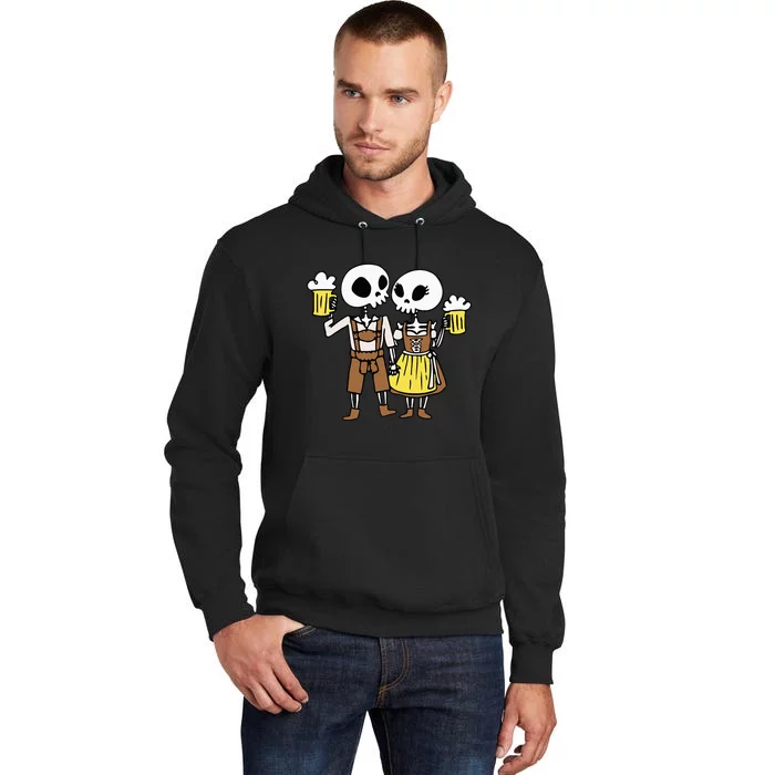 Skeleton Couple Cheering Beer Oktoberfest Halloween Tall Hoodie