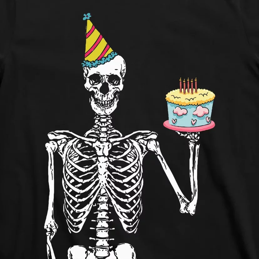 Spooky Celebration Hilarious Skeleton Birthday Party Outfit T-Shirt