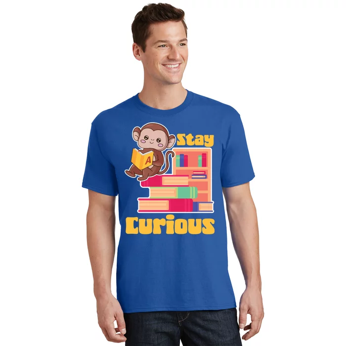 Stay Curious Monkey Reading Funny Book Lover Bookworm Cute Gift T-Shirt