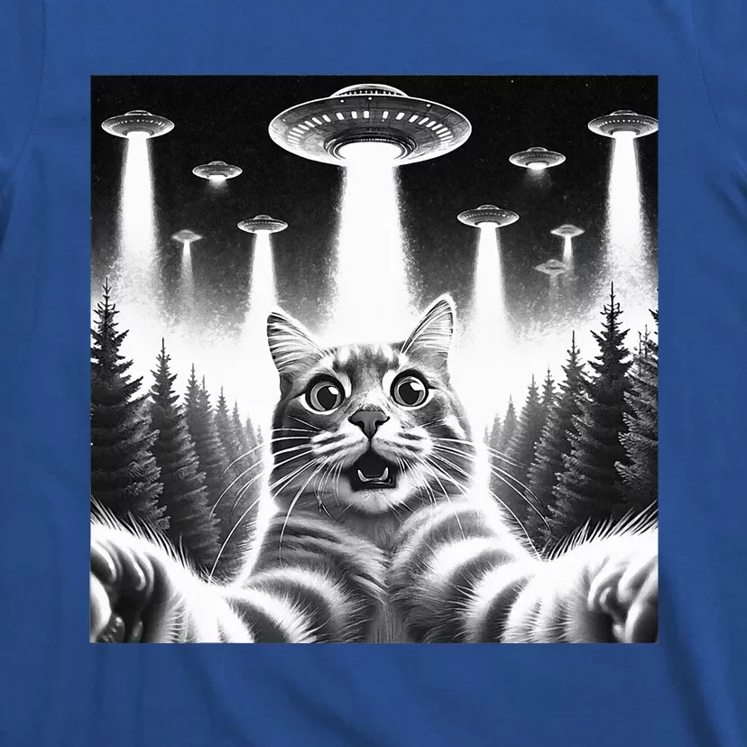 Scared Cat Selfie with UFOs T-Shirt