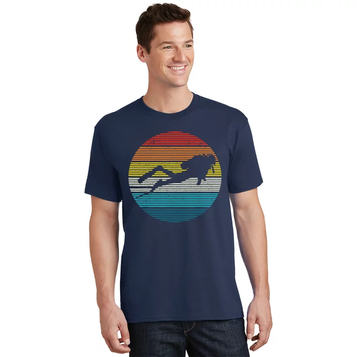 Scuba Diving Vintage Retro Ocean Scuba Diver Gift T-Shirt