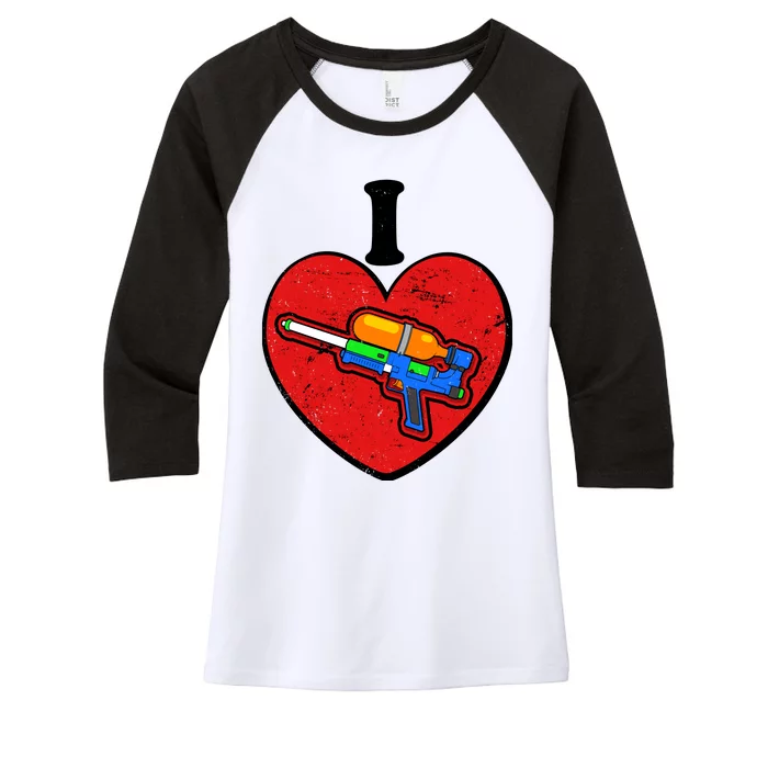 Summertime Fun I Love Super Soakers Water Guns Women's Tri-Blend 3/4-Sleeve Raglan Shirt