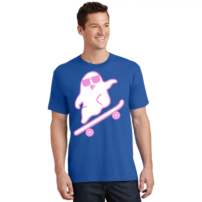 Skateboarding Ghost Great Gift T-Shirt