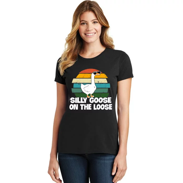 Silly Goose On The Loose Vintage Retro Sunset Women's T-Shirt