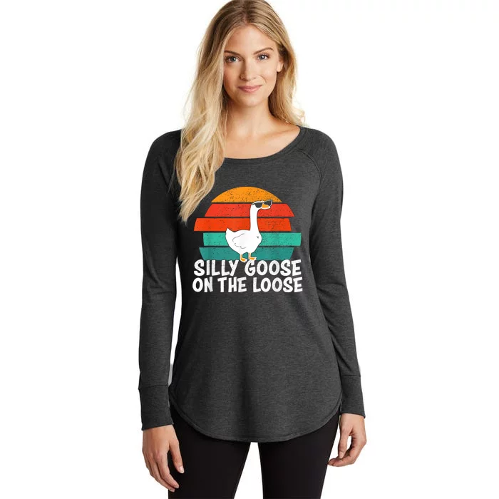 Silly Goose On The Loose Vintage Tee Cool Gift Women's Perfect Tri Tunic Long Sleeve Shirt