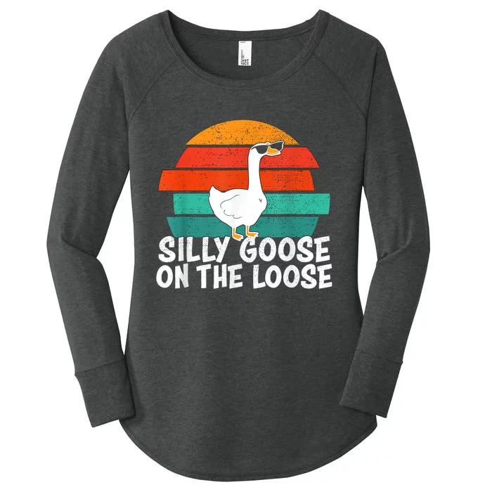 Silly Goose On The Loose Vintage Tee Cool Gift Women's Perfect Tri Tunic Long Sleeve Shirt