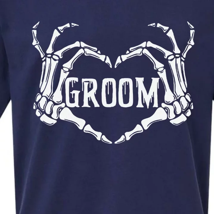 Spooky Groom Skeleton Hands Halloween Engagement Wedding Sueded Cloud Jersey T-Shirt