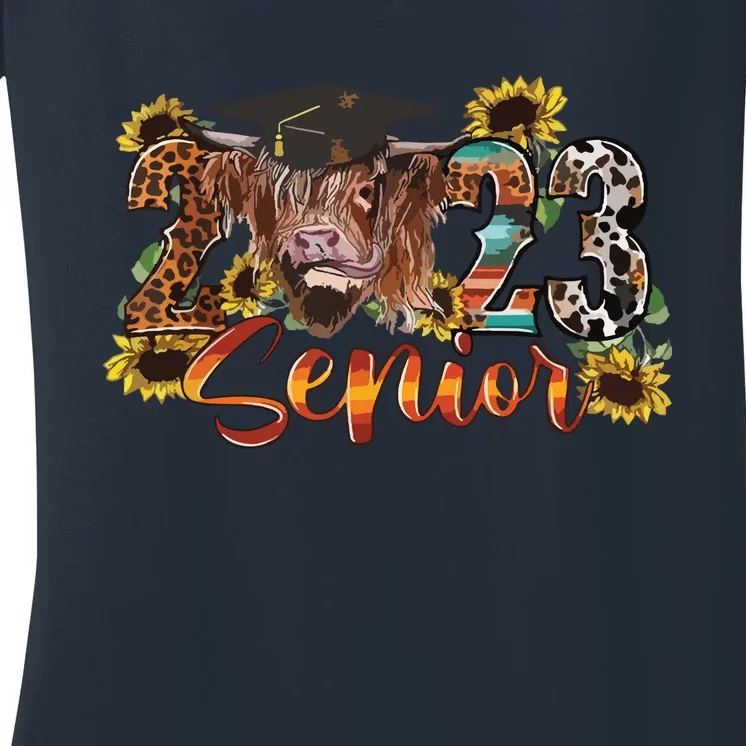 Senior Highland Cow Western Graduation Gift Class Women's V-Neck T-Shirt