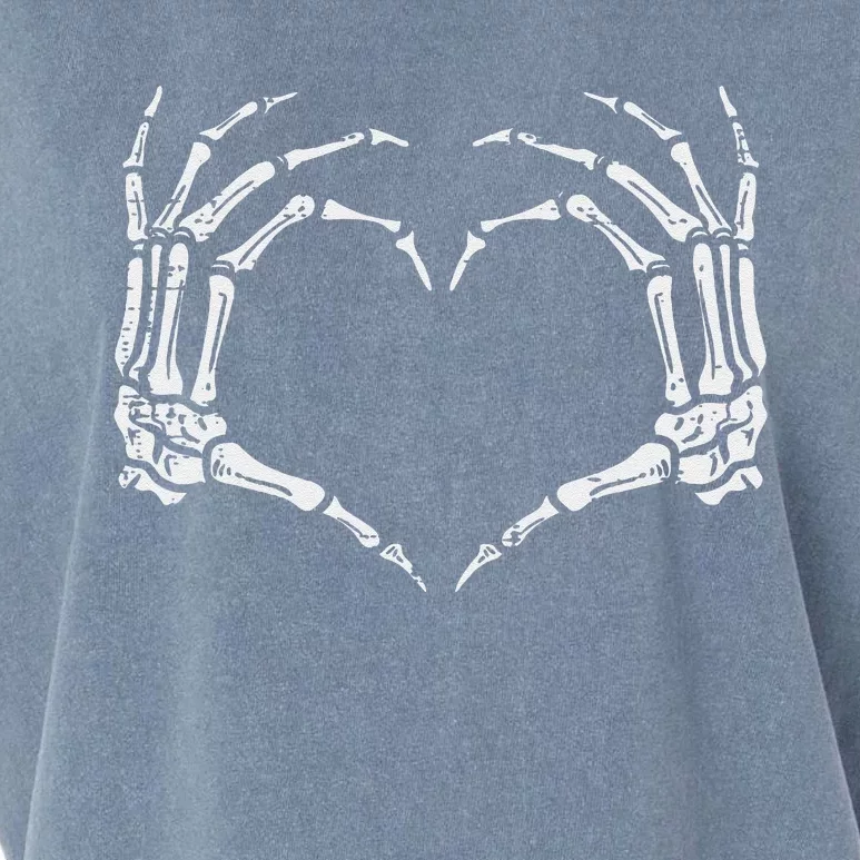 Skeleton Hands Heart Sign Retro Halloween Garment-Dyed Women's Muscle Tee