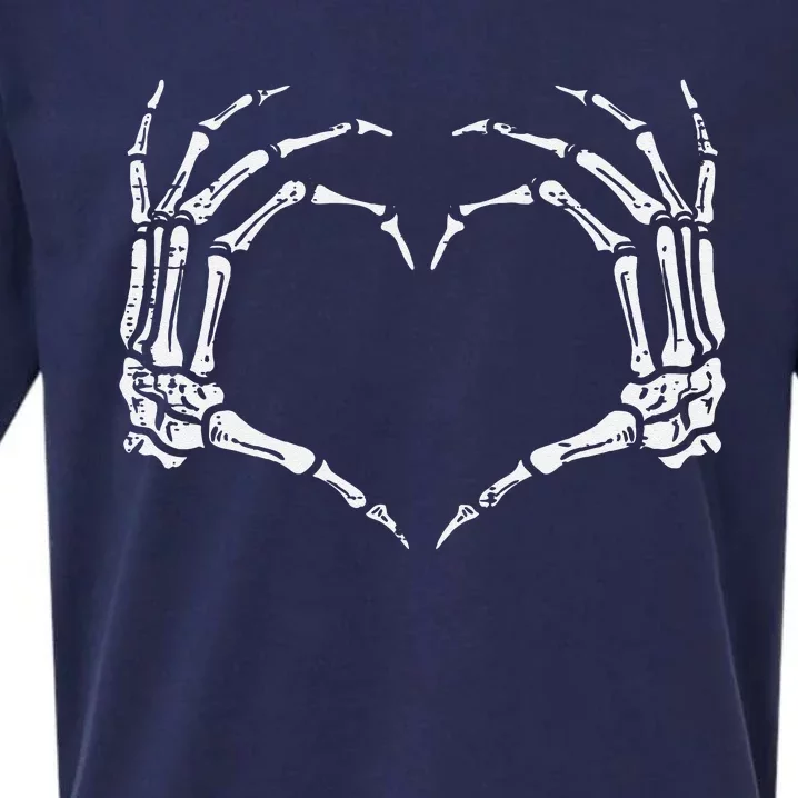 Skeleton Hands Heart Sign Retro Halloween Costume Women Girl Sueded Cloud Jersey T-Shirt