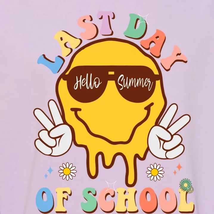 Sunglasses Happy Last Day Of School Graduate Hello Summer Cute Gift Garment-Dyed Sweatshirt